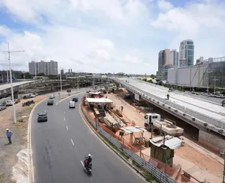 Viaduto que promete desafogar trânsito de Salvador é inaugurado