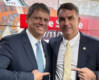 Tarcísio diz que Flávio continuará prestando conta sobre 'Dark Horse'