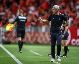 Técnico do Grêmio é alvo de críticas por termo de conotação racista