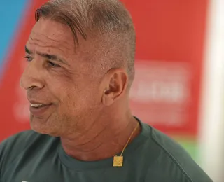 Vídeo: coronel Sturaro surpreende e vira folião na pipoca de Bell Marques