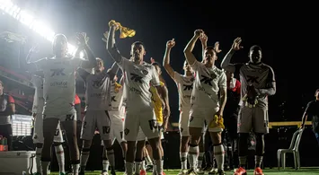 Vitória pode se salvar do rebaixamento na próxima rodada - Imagem