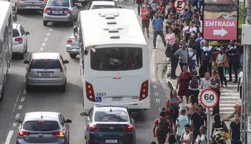 Ônibus da RMS terão paralisação durante jogo do Brasil contra o Japão