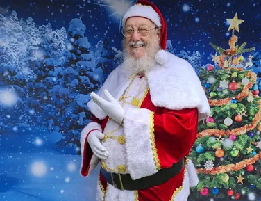 A vida fora da barba: quem são os Papais Noéis de Salvador - Imagem