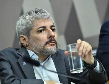 INSS: operação da Polícia Federal 'derruba' número 2 da Previdência - Imagem