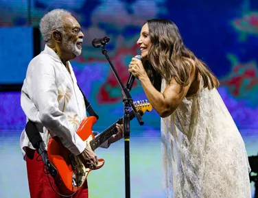 Marcante! Gil, Ivete, Daniela e Brown cantam em último show na Bahia - Imagem