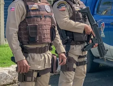 Tiroteio: Vídeo mostra resgate de policial baleado em Lauro de Freitas - Imagem