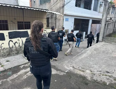 Suspeito de executar técnicos de internet morre em troca de tiros com a PC em Massaranduba - Imagem