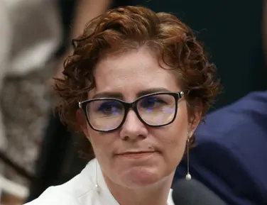 Justiça determina extradição de Carla Zambelli da Itália - Imagem