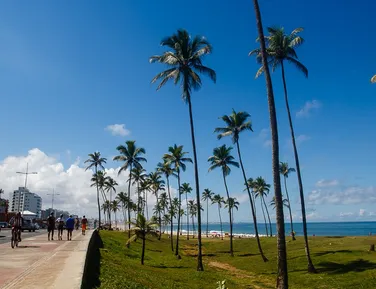 Corredora morre durante treino na orla de Salvador - Imagem