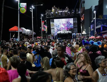 Princípio de incêndio é registrado no circuito Barra-Ondina - Imagem