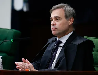 Caso Banco Master: relator no STF analisa mudança de instância - Imagem