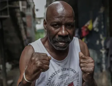 Preso suspeito de ter agredido sobrinha, Reginaldo 'Hollyfield' é solto - Imagem