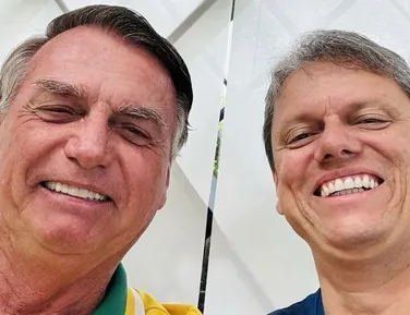 Tarcísio de Freitas visita Bolsonaro na Papudinha pela primeira vez - Imagem