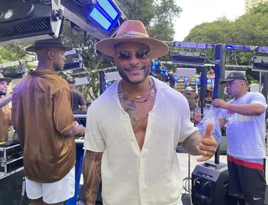 Tony Salles rebate internautas após vídeo com a filha: “Ousados” - Imagem