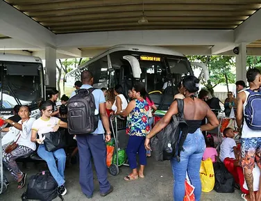 Passageiros podem ser barrados de embarcar em ônibus por causa do RG - Imagem