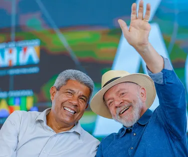 Jerônimo Rodrigues quer Lula no início da operação do VLT: “Fiz o convite” - Imagem