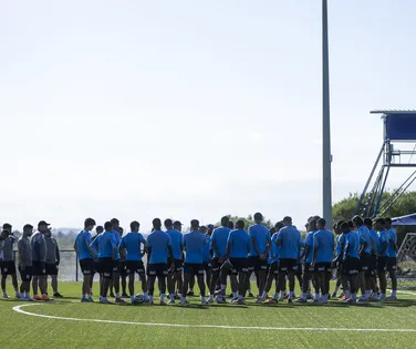 Bahia renova contrato com jovem promessa da base de apenas 16 anos - Imagem