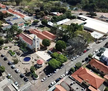 Cidade onde tudo se resolve a pé tem menos de mil moradores e apenas 32 ruas - Imagem