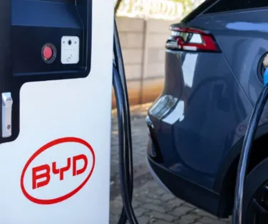 Gigante chinesa lidera com folga vendas de carros elétricos no Brasil em 2025 - Imagem