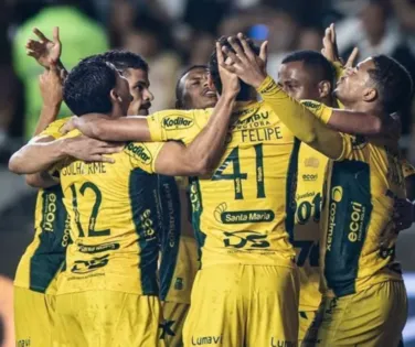 Libertadores: gol de ex-Vitória garante classificação histórica do Mirassol - Imagem