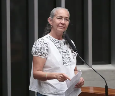 Partido articula candidatura de Heloísa Helena pela Bahia em 2026 - Imagem
