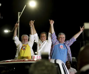 Prefeitos apostam em 'dobradinha clandestina' para o Senado; entenda o arranjo - Imagem