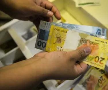 PIS/Pasep: Caixa libera novo lote do dinheiro esquecido nesta segunda - Imagem