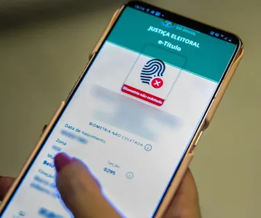 Título de eleitor: prazo para transferir, regularizar ou emitir termina em maio - Imagem