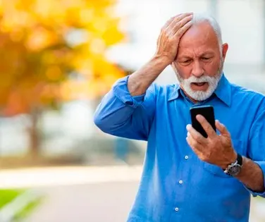 Quatro em cada dez idosos já caíram em fraudes financeiras - Imagem