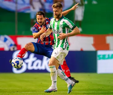 Ronaldo salva, Bahia fica no empate e se complica na luta pelo G-5 - Imagem