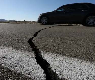 Terremoto de magnitude 4,9 atinge Califórnia e população recebe alerta - Imagem