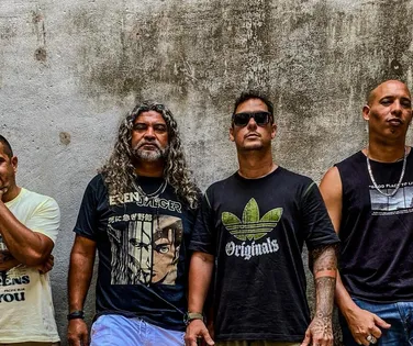 Ultra Bomb estreia com o single “Reza” e leva rock intenso às plataformas digitais - Imagem