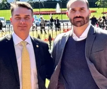 Eduardo se irrita e cobra engajamento por Flávio: "Omissão deliberada" - Imagem