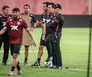 Vitória toma decisão importante antes de duelo decisivo; saiba qual - Imagem