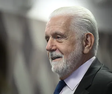 Wagner descarta barganha por Alba e vice para segurar Coronel - Imagem