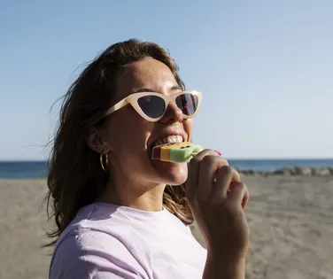 Alerta: cinco tipos de alimentos que podem causar intoxicação na praia - Imagem