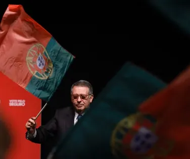 António José Seguro é eleito presidente de Portugal - Imagem