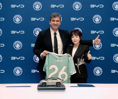 BYD no Bahia? Montadora fecha patrocínio global com o Manchester City - Imagem