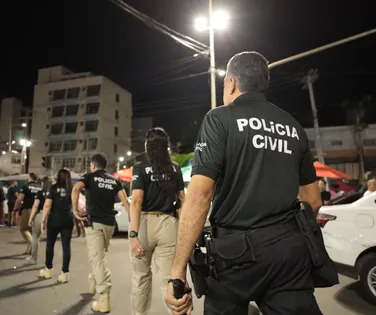 Ladra com diversos processos criminais é presa no Carnaval de Salvador - Imagem