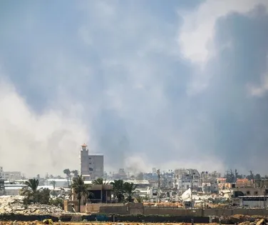 Novos bombardeios de Israel matam 12 civis palestinos na Faixa de Gaza - Imagem