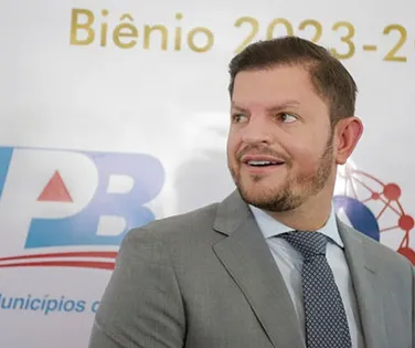 Oposição quer ex-presidente da UPB como vice-governador - Imagem