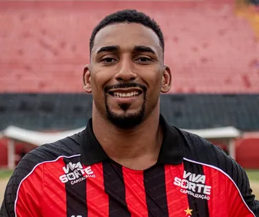 Reforço do Vitória é regularizado e fica apto para estrear - Imagem