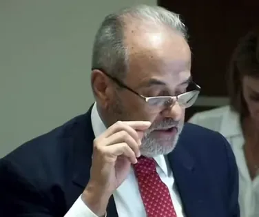 STJ condena conselheiro do TCE-RJ a 13 anos de prisão e perda de cargo - Imagem