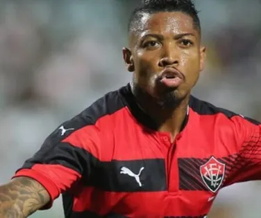 'De volta ao lar': Vitória oficializa contratação de Marinho - Imagem
