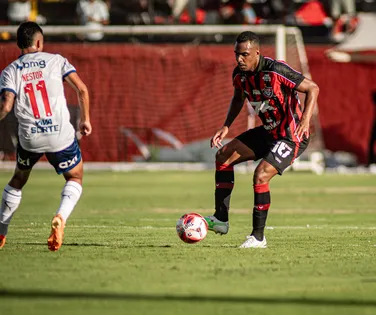 Vitória vê fim do tabu de seis anos contra o Bahia no Barradão - Imagem