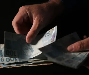 Custo de vida na Bahia ultrapassa R$ 3 mil; saiba o que mais pesa no bolso - Imagem