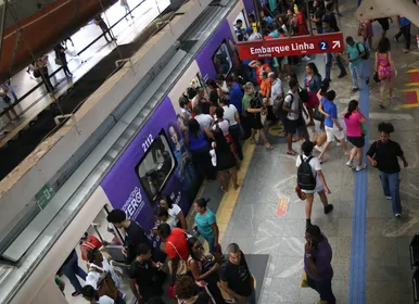 Quase 2 milhões: Metrô bate recorde histórico de passageiros no Carnaval - Imagem
