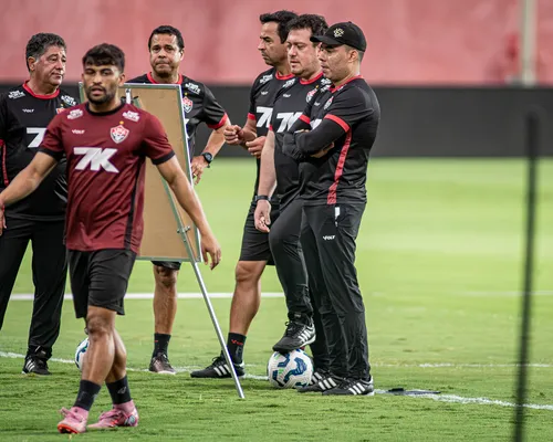 Vitória toma decisão importante antes de duelo decisivo; saiba qual - Imagem
