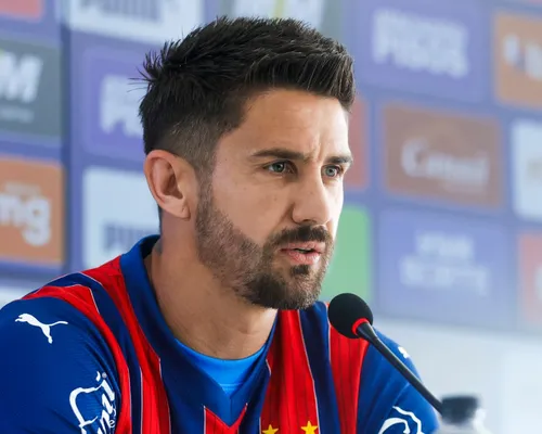 De volta ao Bahia, Everaldo revela recusa a propostas melhores: "Não pensei duas vezes" - Imagem