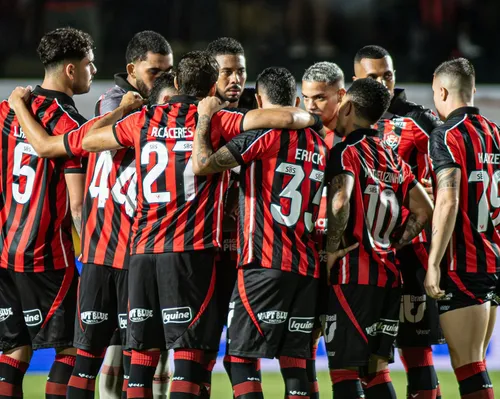 Titular não viaja e é desfalque do Vitória para encarar o Palmeiras - Imagem